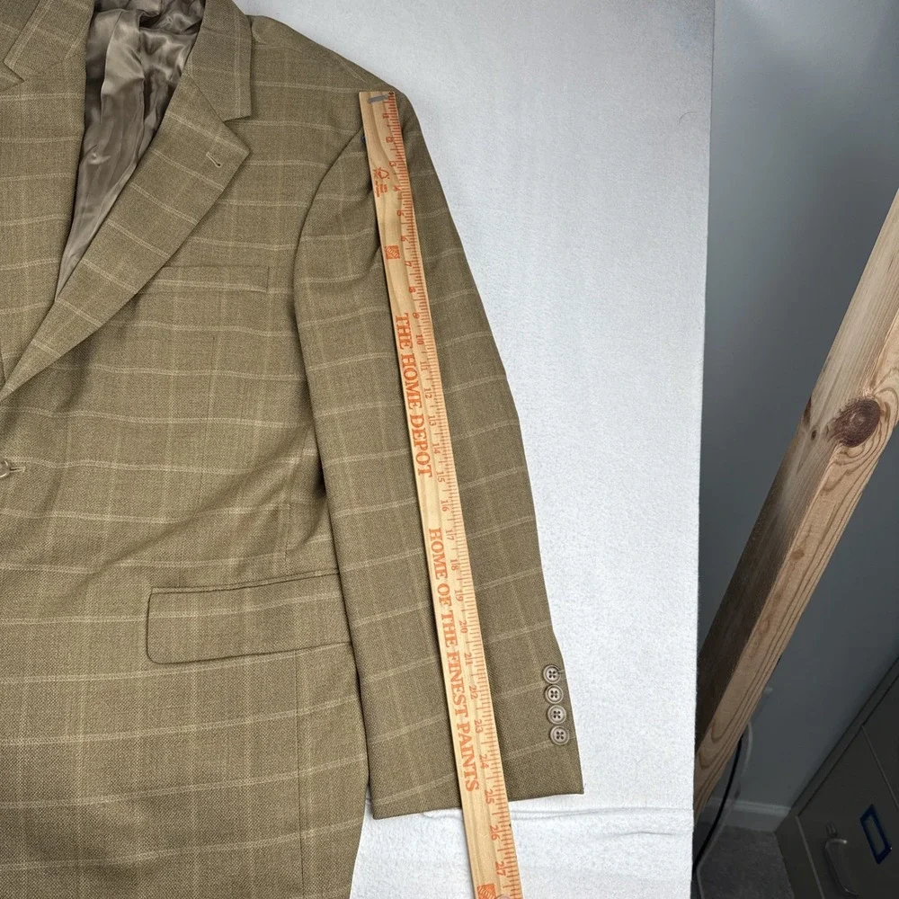 Jos A Bank Gordon Windowpane Light Brown Sport Coat 44R Wool office business